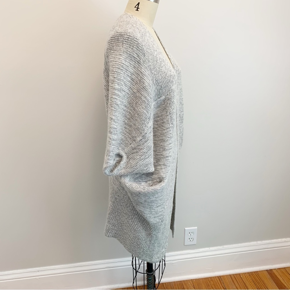 Aritzia Babaton Cocoon Javier Sweater Cardigan Grey Size XXS/XS - Picture 6 of 10